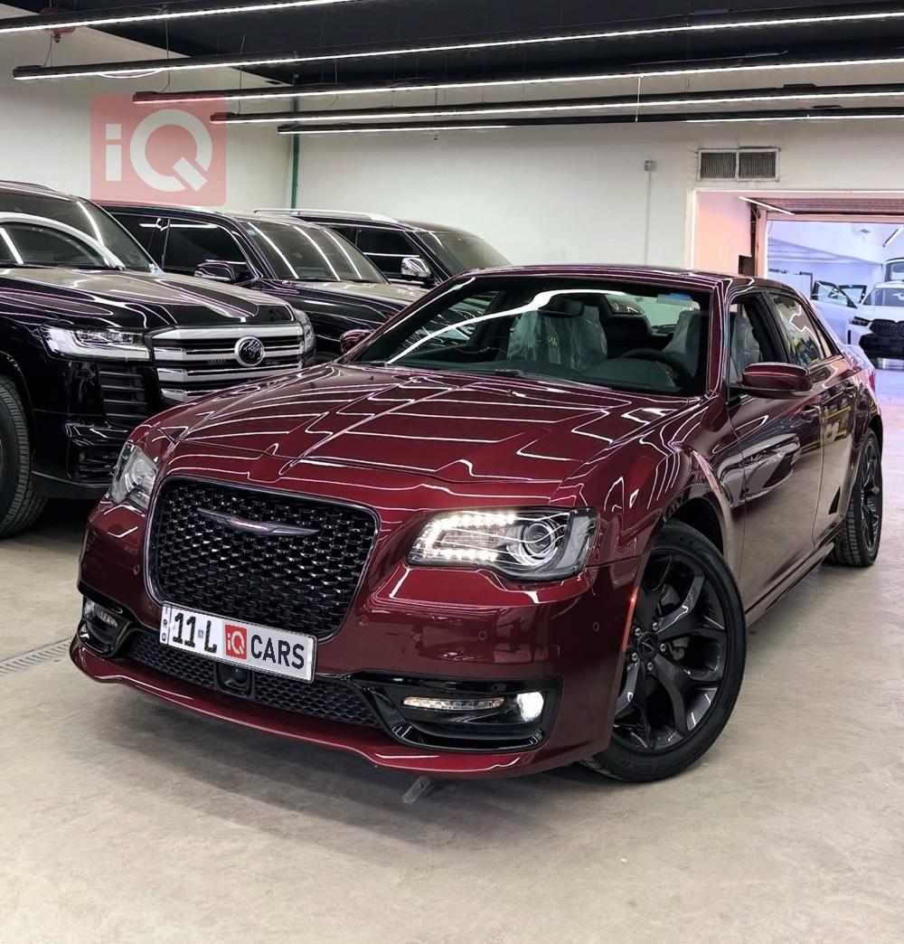 كرايسلر 300